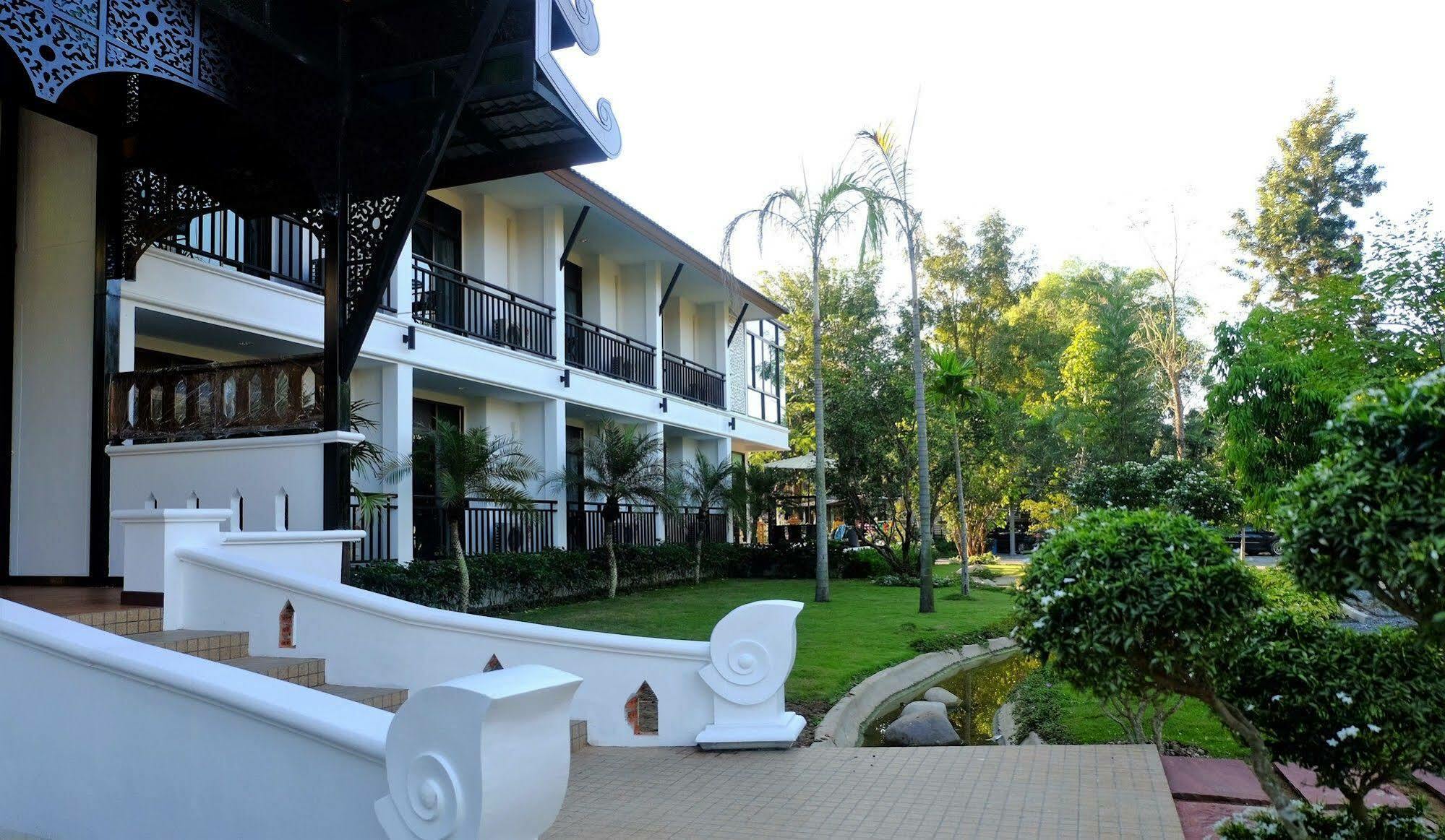 Radateeree Resort Чиангмай Экстерьер фото